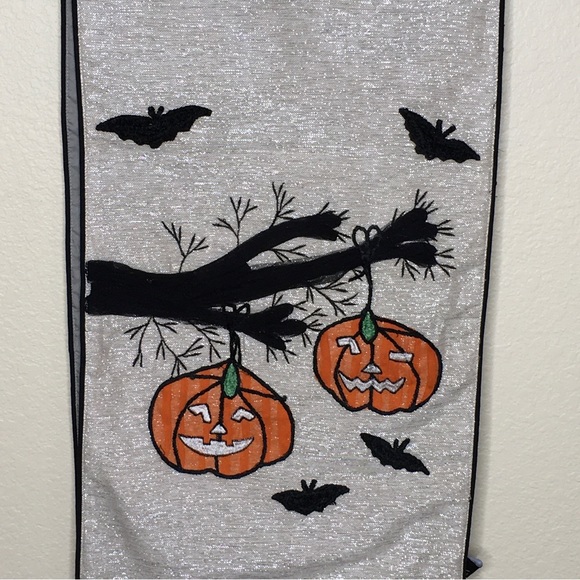 Nicole Miller Halloween Table Runner 14”x72” Pumpkins Bats - Picture 2 of 3